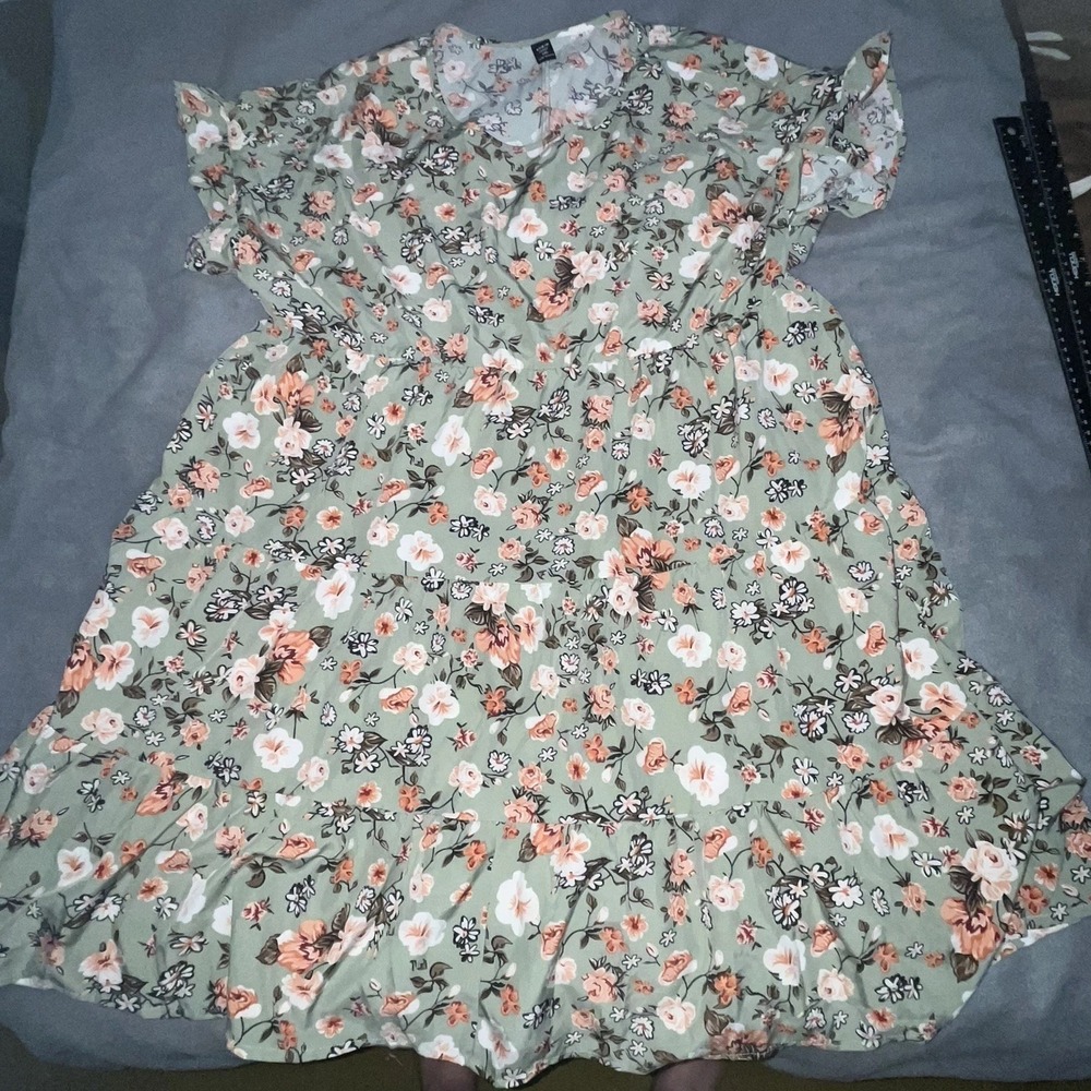 Shein Curve Women's Dress 1XL US (14) Sage Green Floral Print Boho Cottagecore